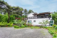 Yongin Byeolbaragi Pension Hôtels à proximité de : Dungji Museum