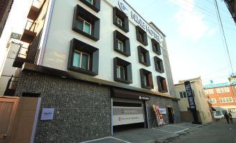 Jinju Nine Hotel