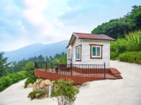 Yeosu Dolsan Healing Pension Hotels near Hyangiram Hermitage