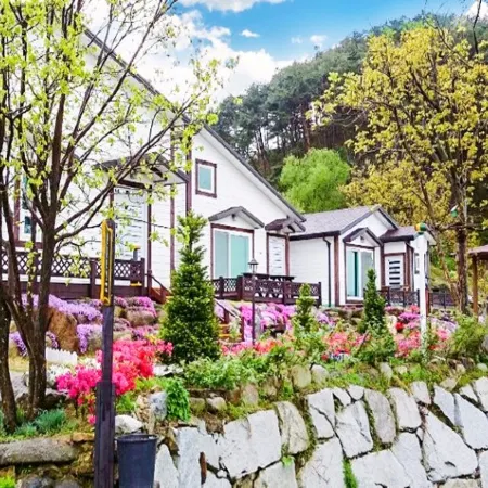 Muju Sandeul Pension