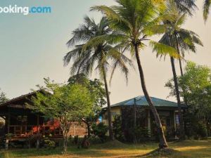 Coconut Guest House