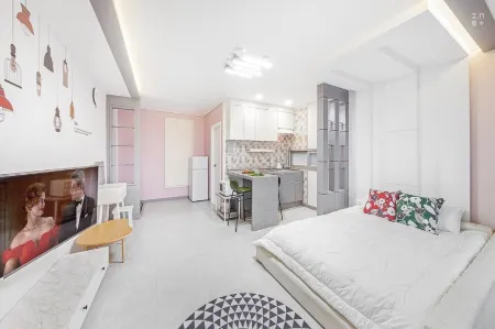 Tongyeong Dalbichae Pension