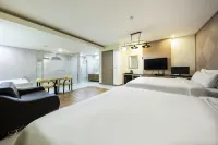 Dongducheon Kkumegeurin Hotels in Dongducheon