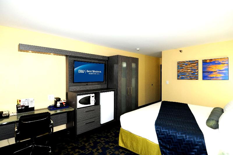 Best Western Antelope Inn & Suites