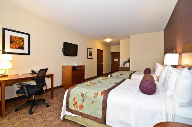 Best Western Plus Carousel Inn & Suites Burlington