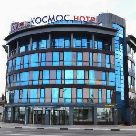 Отель «Космос»