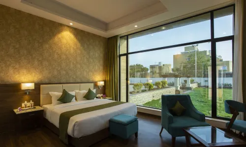Sarovar Portico, Somnath