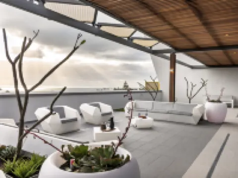 Ramada by Wyndham VetroBlu Scarborough Beach Hotels in Scarborough