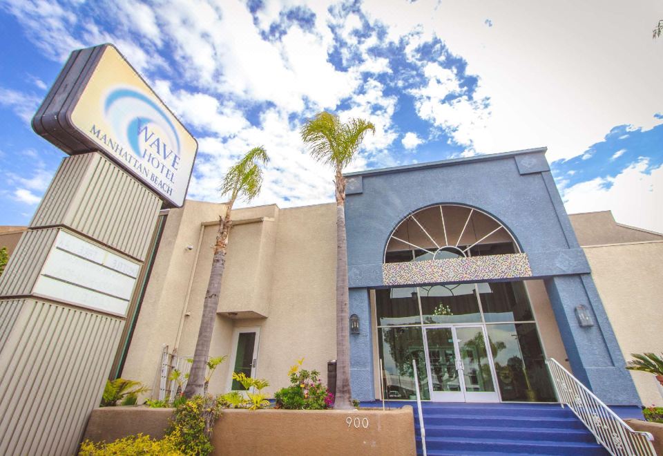 Wave Hotel Manhattan Beach-Manhattan Beach Updated 2023 Room Price-Reviews  u0026 Deals | Trip.com