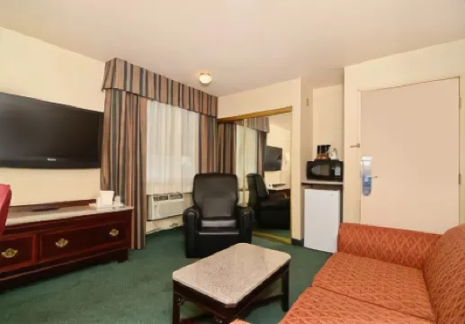Quality Inn & Suites Walnut - City of Industry