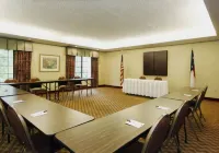 Comfort Suites Regency Park Hotels in Cary