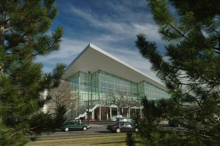 Crowne Plaza Denver Over view