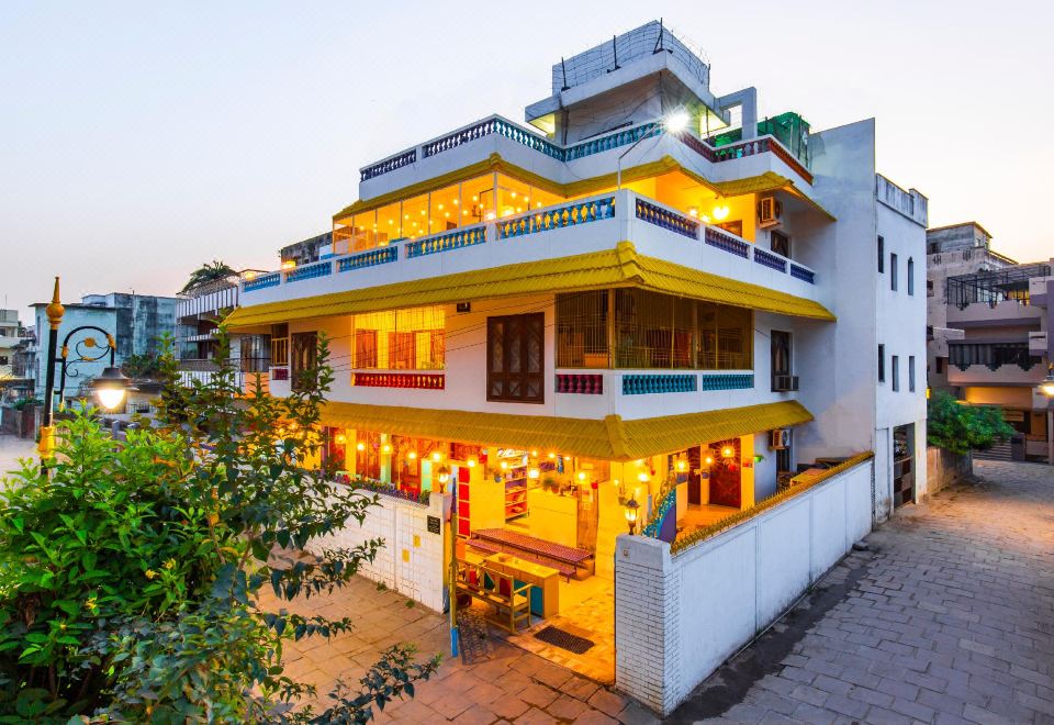 hotel overview picture