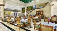 Royal Rattanakosin Hotel - Near Grand Palace & Khaosan Road - bar