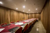 ホテル ピース プラザ