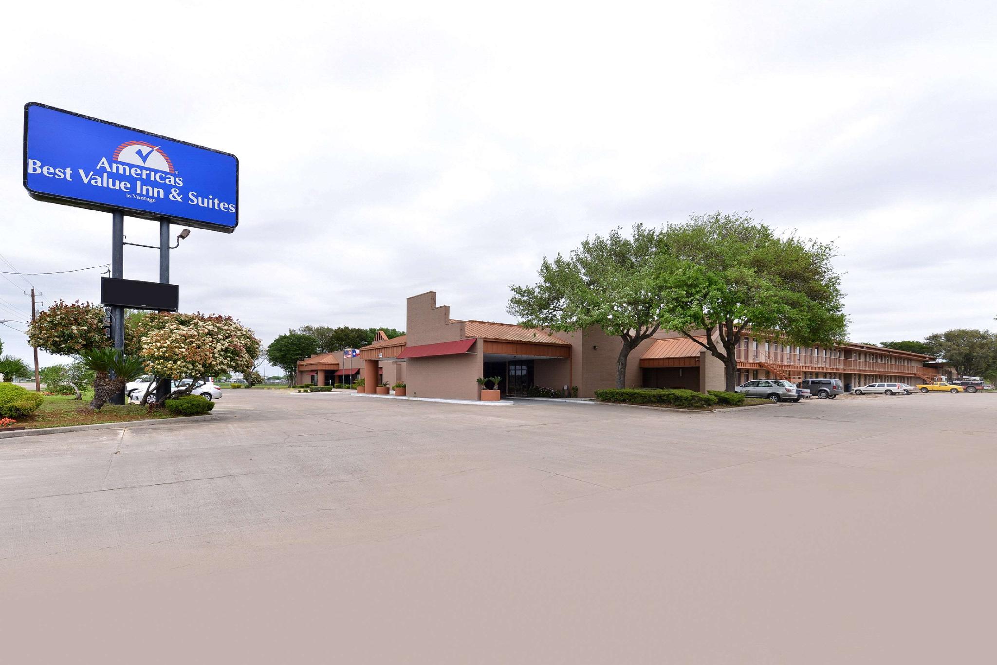 Americas Best Value Inn and Suites Victoria