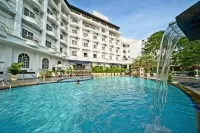 Flamingo Hotel by The Lake, Kuala Lumpur - Rooftop Pools