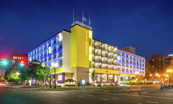 Staypineapple, Hotel Rose, Downtown Portland