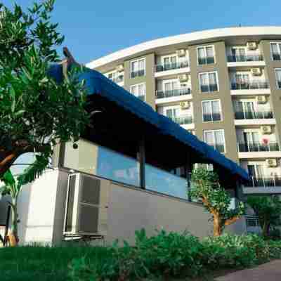 LARA FAMILY STAR HOTEL Hotel Exterior