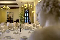 Hotel Alcázar de la Reina