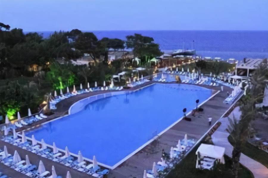 Amara Luxury Resort