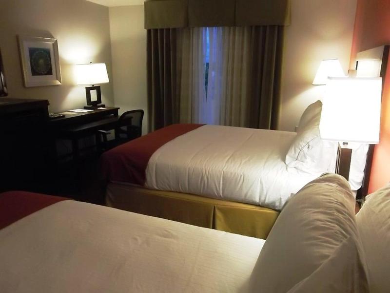 Holiday Inn Express & Suites Brookhaven, an Ihg Hotel