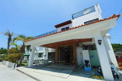 Reef Inn Kuniyoshi Hotels in Tokashiki-jima