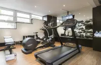 Hotel Acanthe - Boulogne Billancourt Hotel di Saint-Cloud