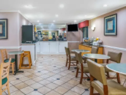 La Quinta Inn & Suites by Wyndham Nashville Franklin フランクリンのホテル