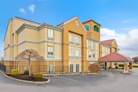 La Quinta Inn & Suites by Wyndham Lexington South / Hamburg Hôtels à : Lexington
