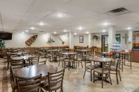 Comfort Inn & Suites Branson Meadows - breakfast