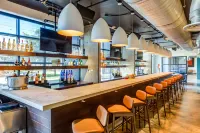 NYLO Las Colinas Hotel, Tapestry Collection by Hilton - Barer