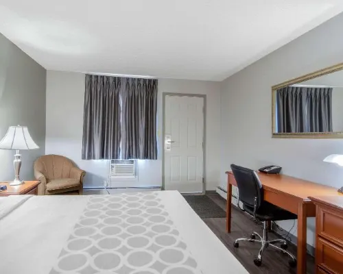 Econo Lodge Hotel di Regina