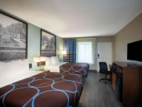 Super 8 by Wyndham Mobile I-65 Hotels in Mobile