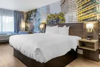 Clarion Pointe Raleigh Midtown Hôtels à : Comte de Wake