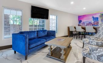 Clarion Pointe Raleigh Midtown
