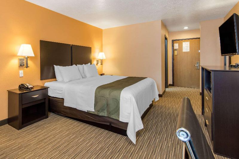 Quality Inn & Suites Albuquerque West