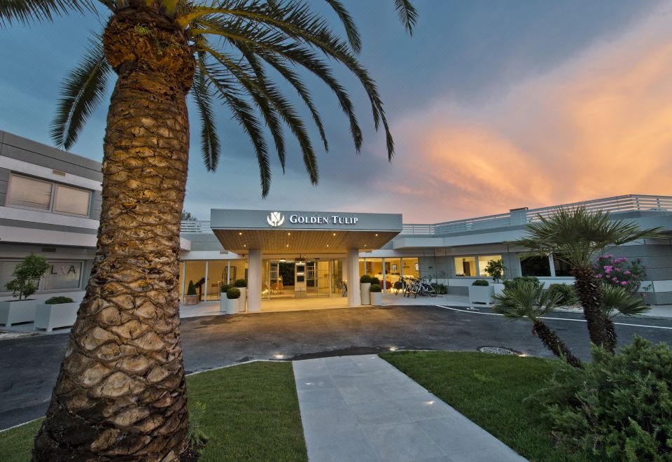 hotel overview picture