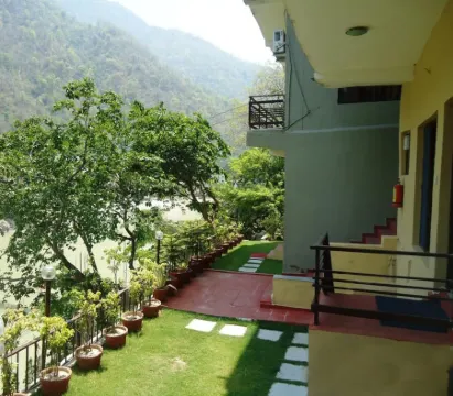 Kunwar Residency