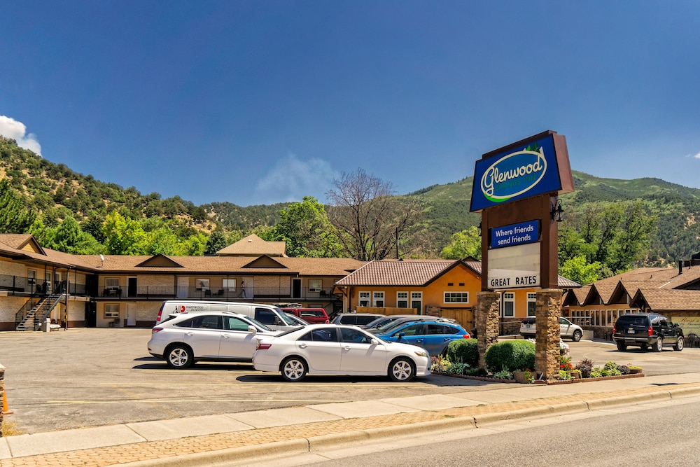 Glenwood Springs Inn