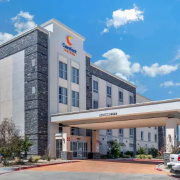 Comfort Suites - University