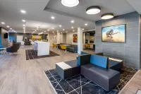 Microtel Inn & Suites by Wyndham Portage la Prairie - 2-Star
