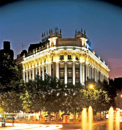 NH Madrid Nacional Отели рядом с достопримечательностью «Faunia»