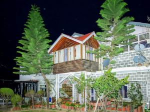 Ecstasy Farms Homestay| Hill-View Rooms