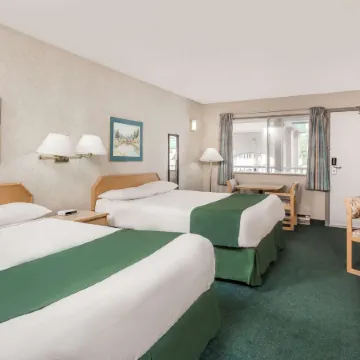 Ramada by Wyndham Quesnel