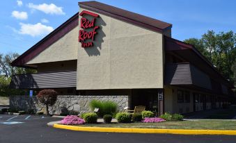 Red Roof Inn Utica