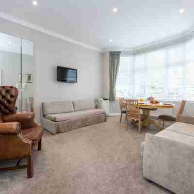 Beautiful apartment ac up to six,12 min by tube from Oxford street,AC Others