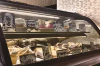Embassy Suites by Hilton Orlando International Drive ICON Park - sarapan