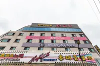 Brown Dot Hotel Seosan Hotels in 