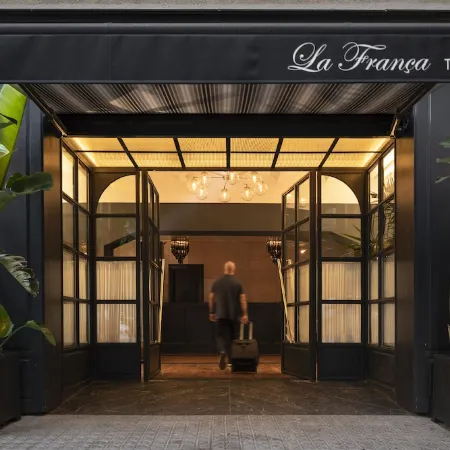 La França Travellers Adults Only